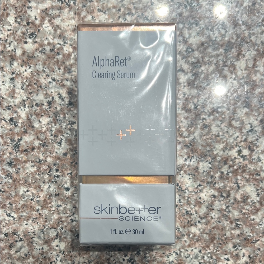Skinbetter Science AlphaRet Clearing Serum - Gray and Gold